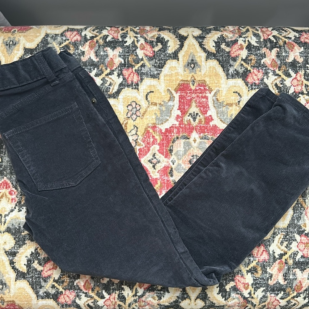Crewcuts boys gray corduroy pants. EUC size 7.